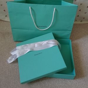 Tiffany & Co. Empty box, Ribbon and Bag Set